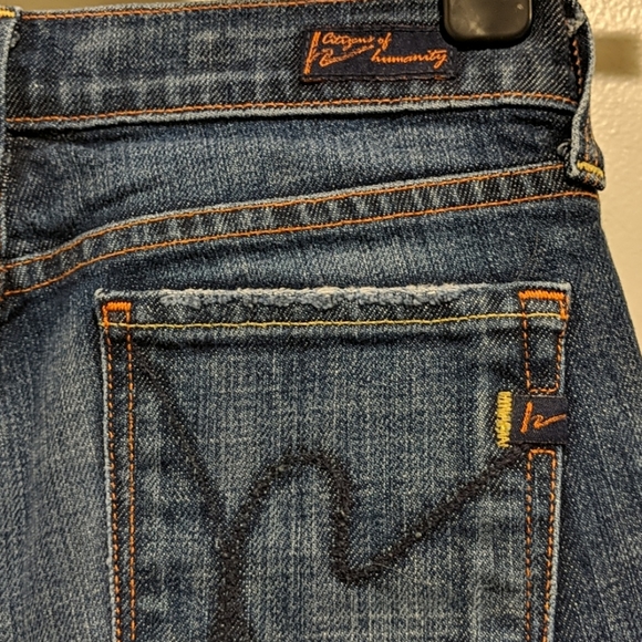 Citizens of Humanity Low Waist Crop Jeans - Picture 3 of 8